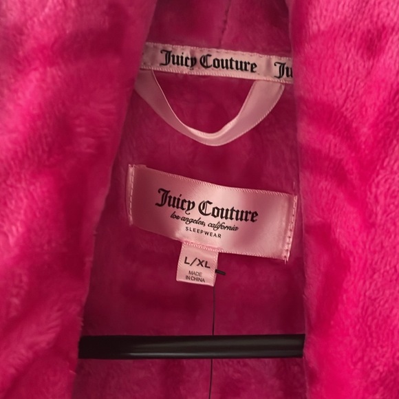 Housecoat - Picture 2 of 5